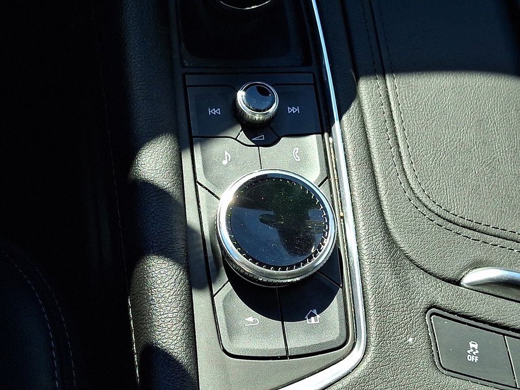 2023 Cadillac XT5 Luxury