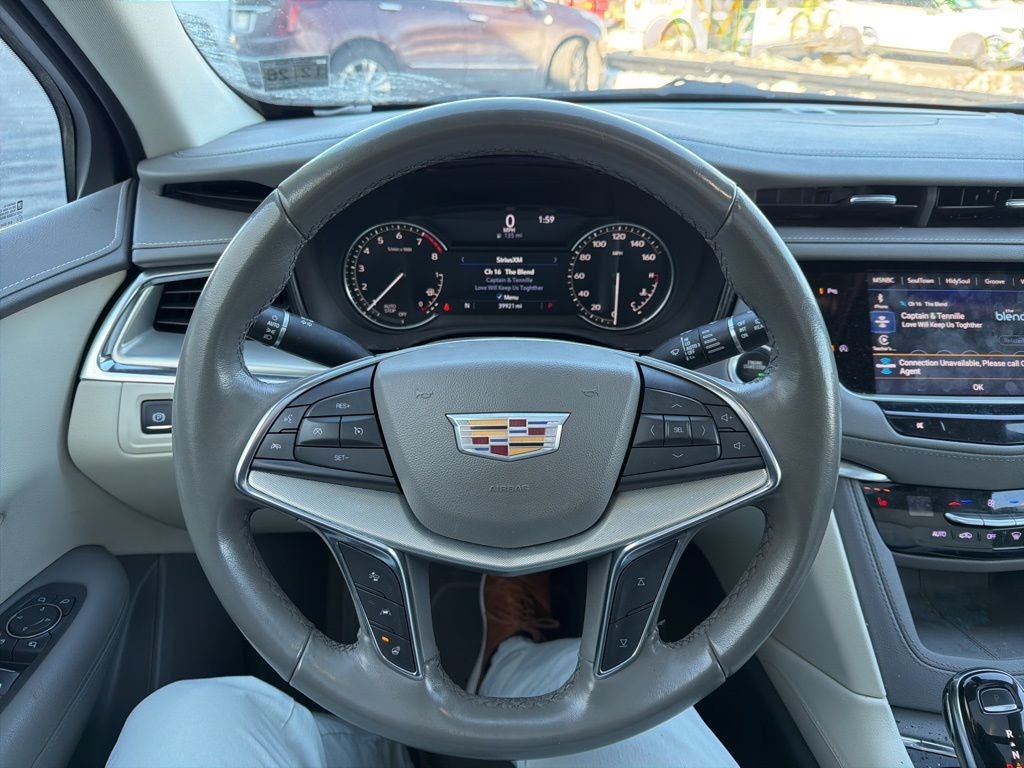 2022 Cadillac XT5 Premium Luxury