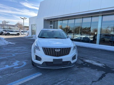 2022 Cadillac XT5 Premium Luxury