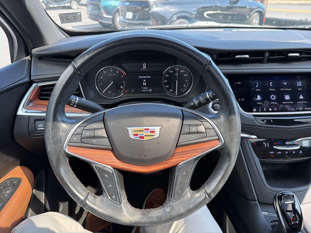 2022 Cadillac XT5 Premium Luxury