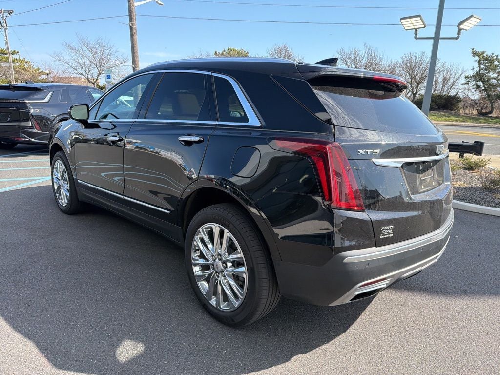 2022 Cadillac XT5 Premium Luxury