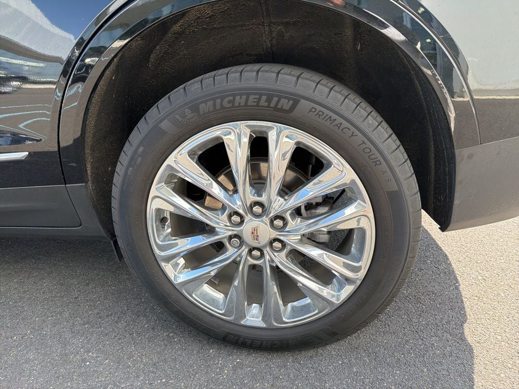 2022 Cadillac XT5 Premium Luxury