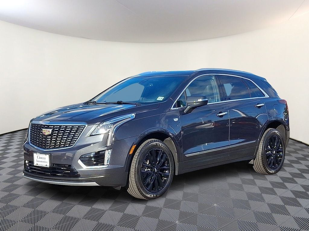 2022 Cadillac XT5 Premium Luxury