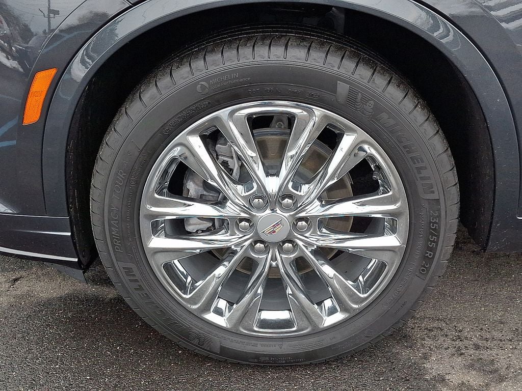 2023 Cadillac XT6 Luxury