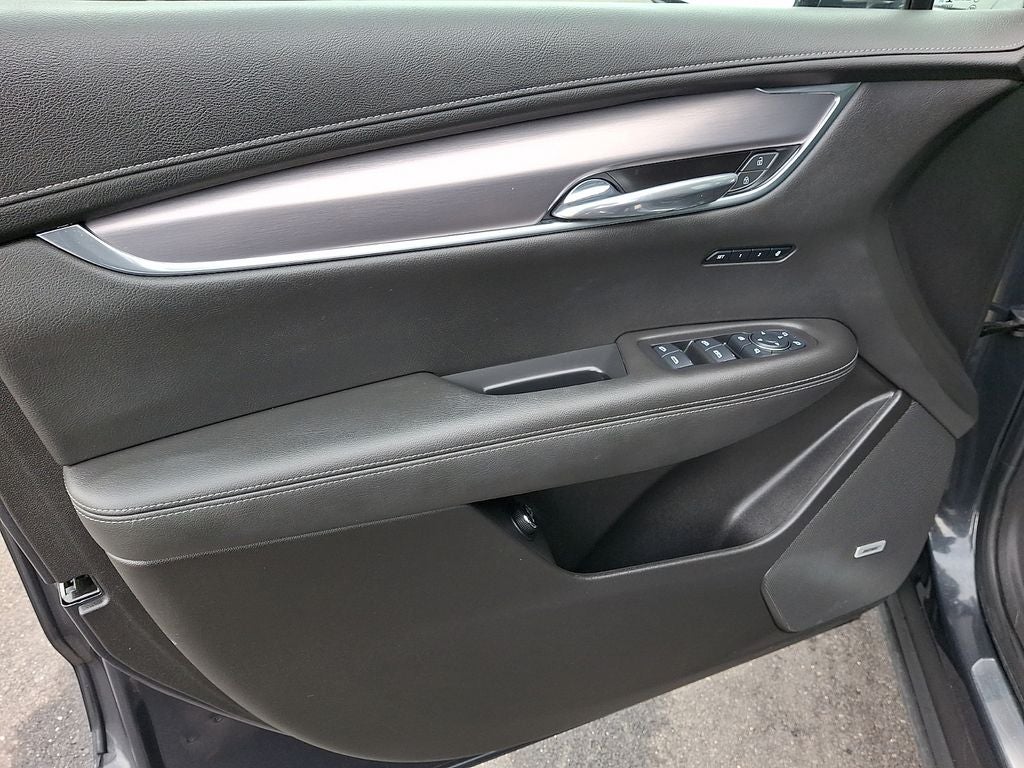 2023 Cadillac XT6 Luxury