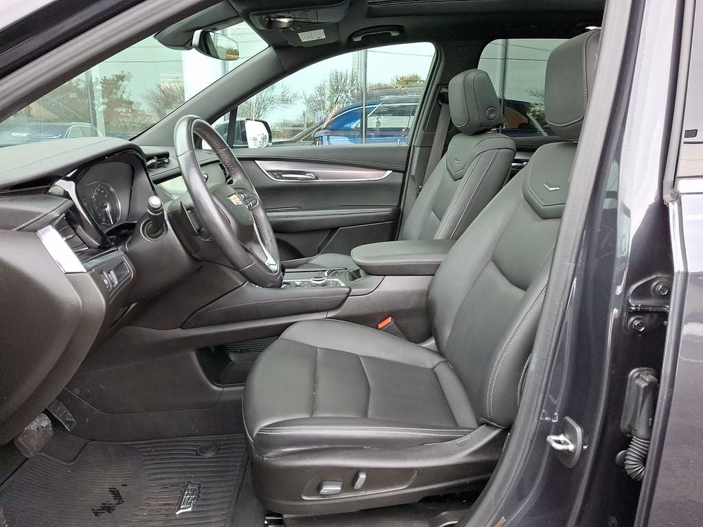 2023 Cadillac XT6 Luxury