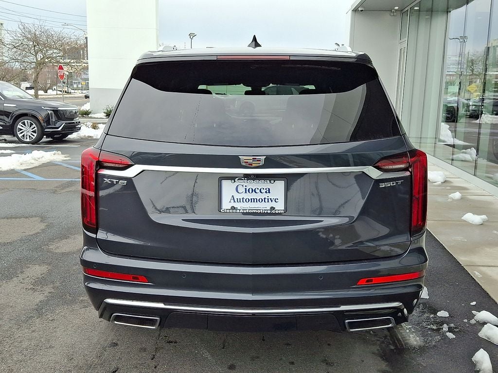 2023 Cadillac XT6 Luxury