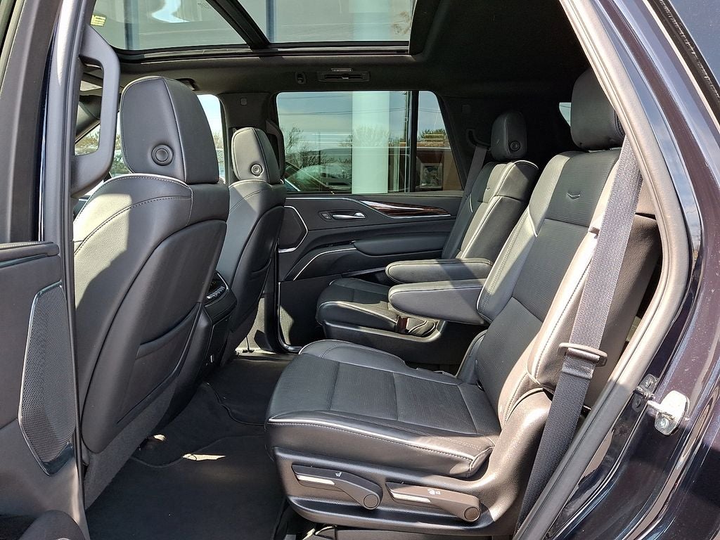 2022 Cadillac Escalade Premium Luxury