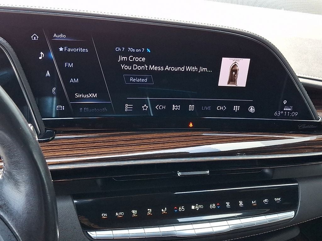2022 Cadillac Escalade Premium Luxury