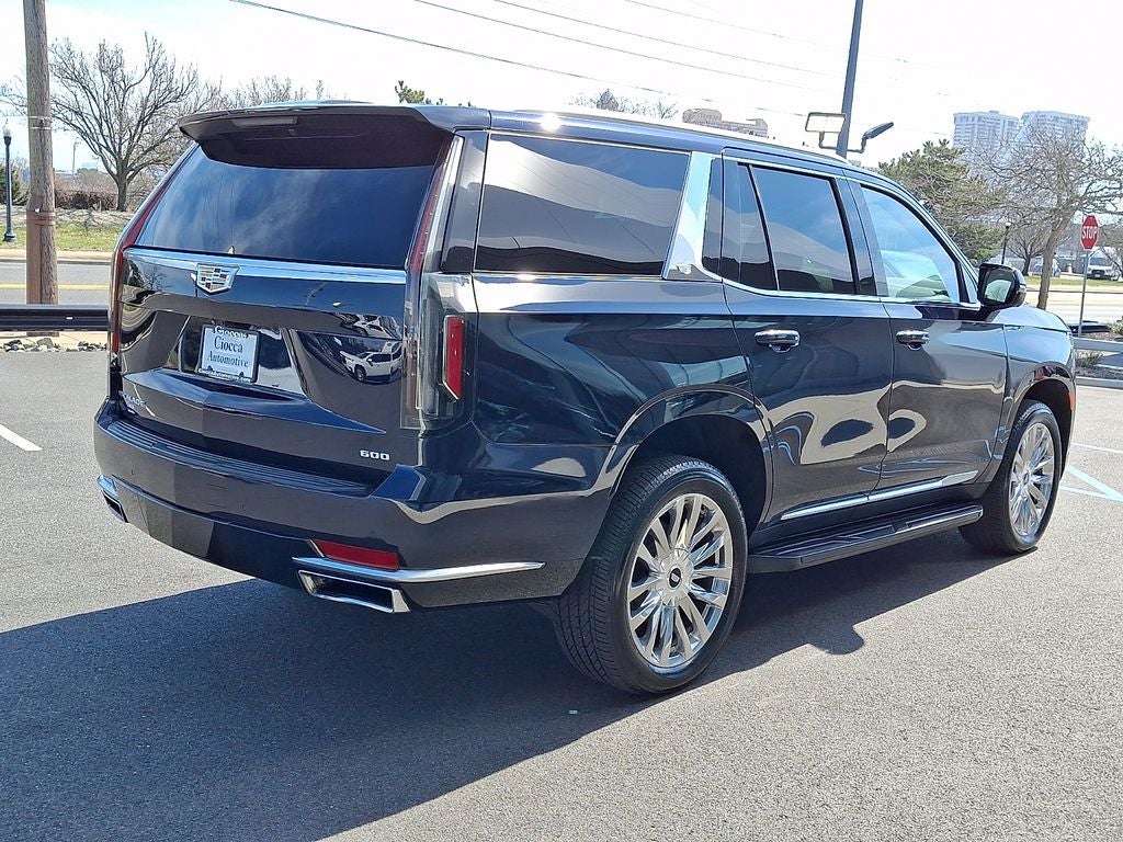 2022 Cadillac Escalade Premium Luxury