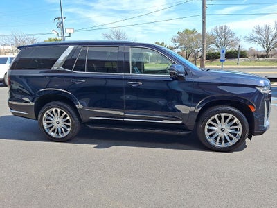 2022 Cadillac Escalade Premium Luxury