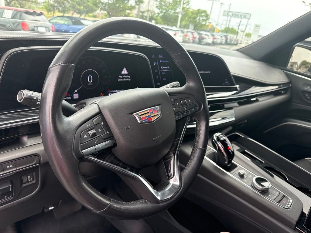2023 Cadillac Escalade Sport