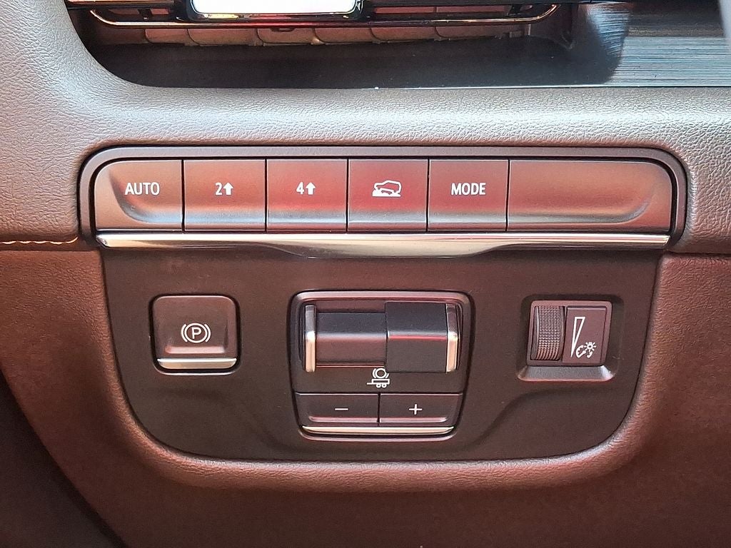 2024 Cadillac Escalade Sport