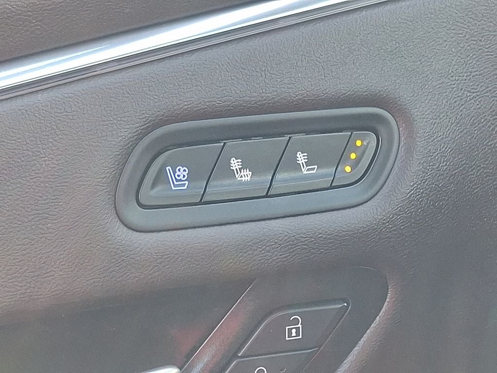 2024 Cadillac Escalade Sport