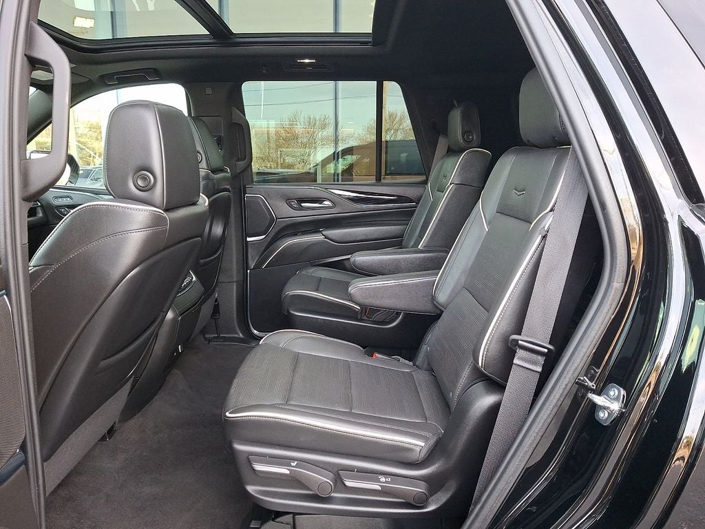 2024 Cadillac Escalade Sport