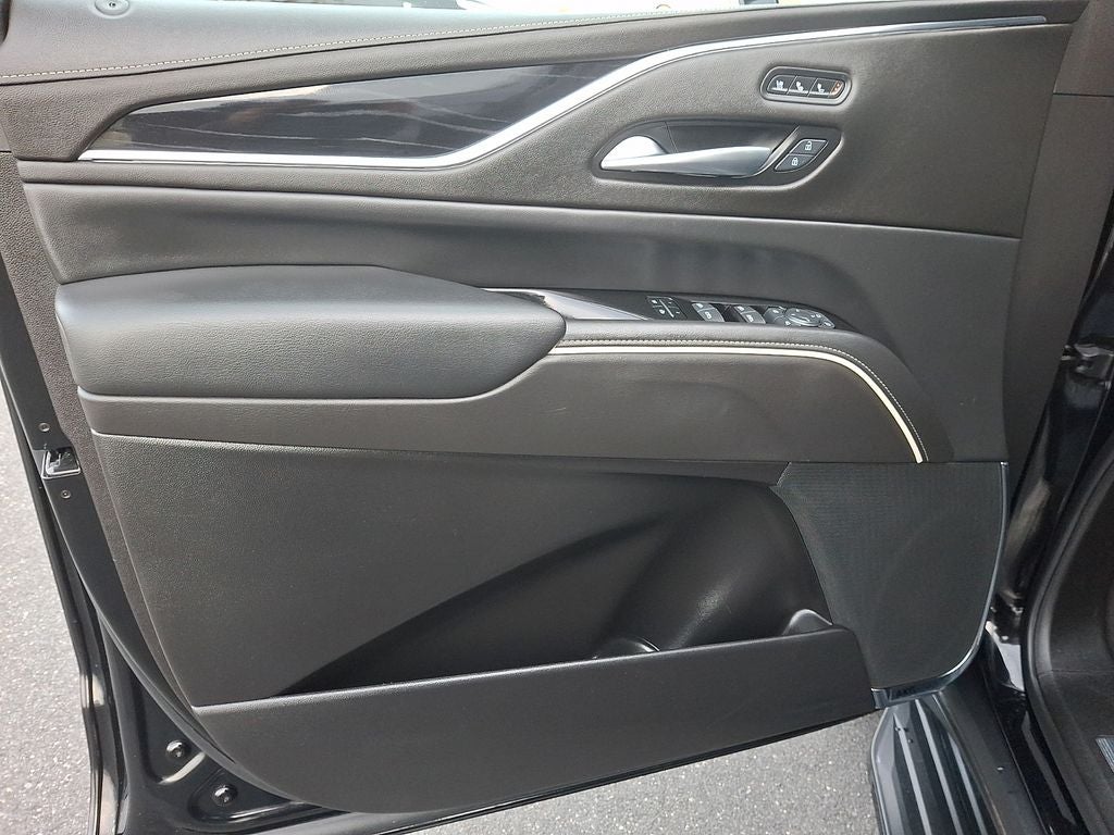 2024 Cadillac Escalade Sport