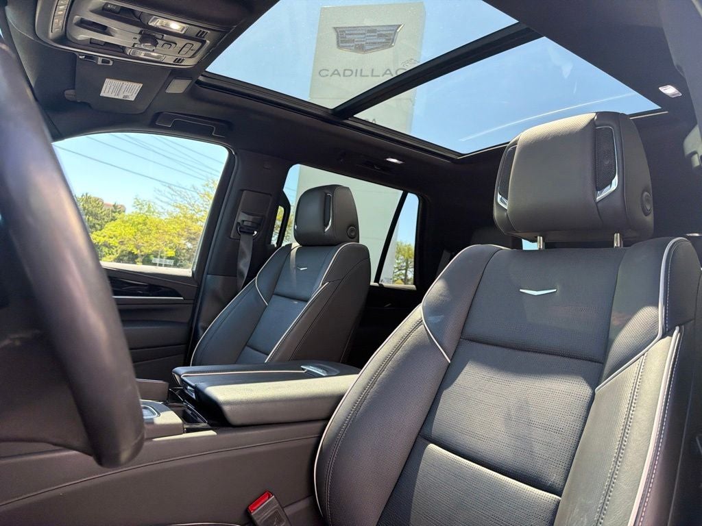 2023 Cadillac Escalade Sport