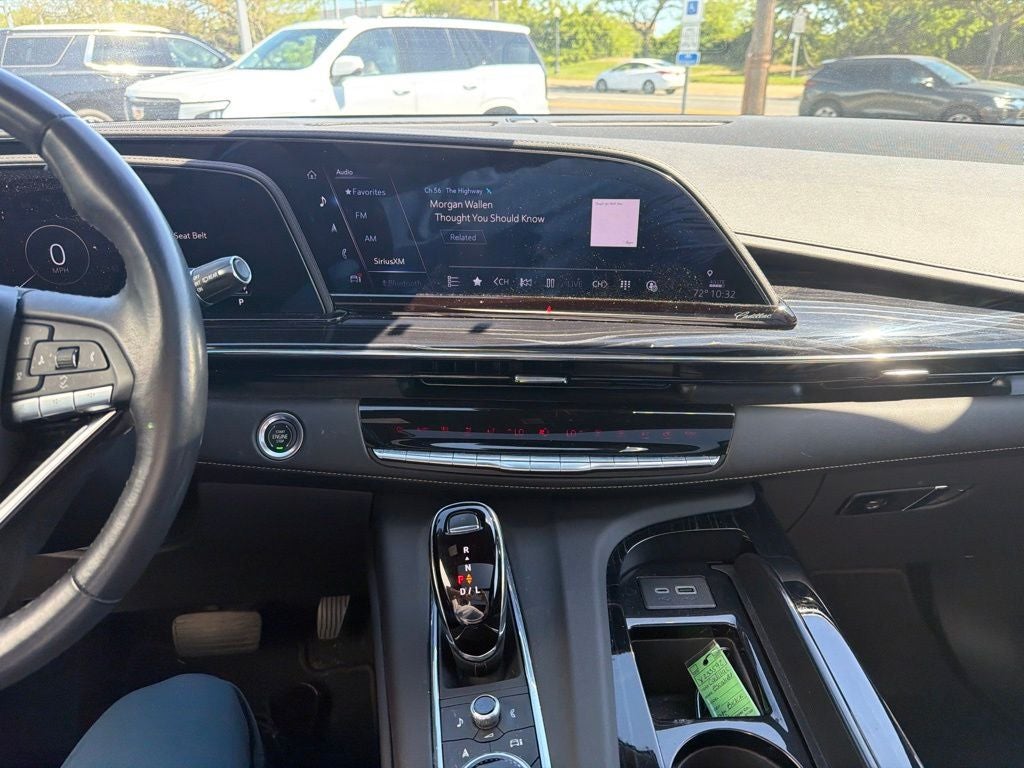2023 Cadillac Escalade Sport