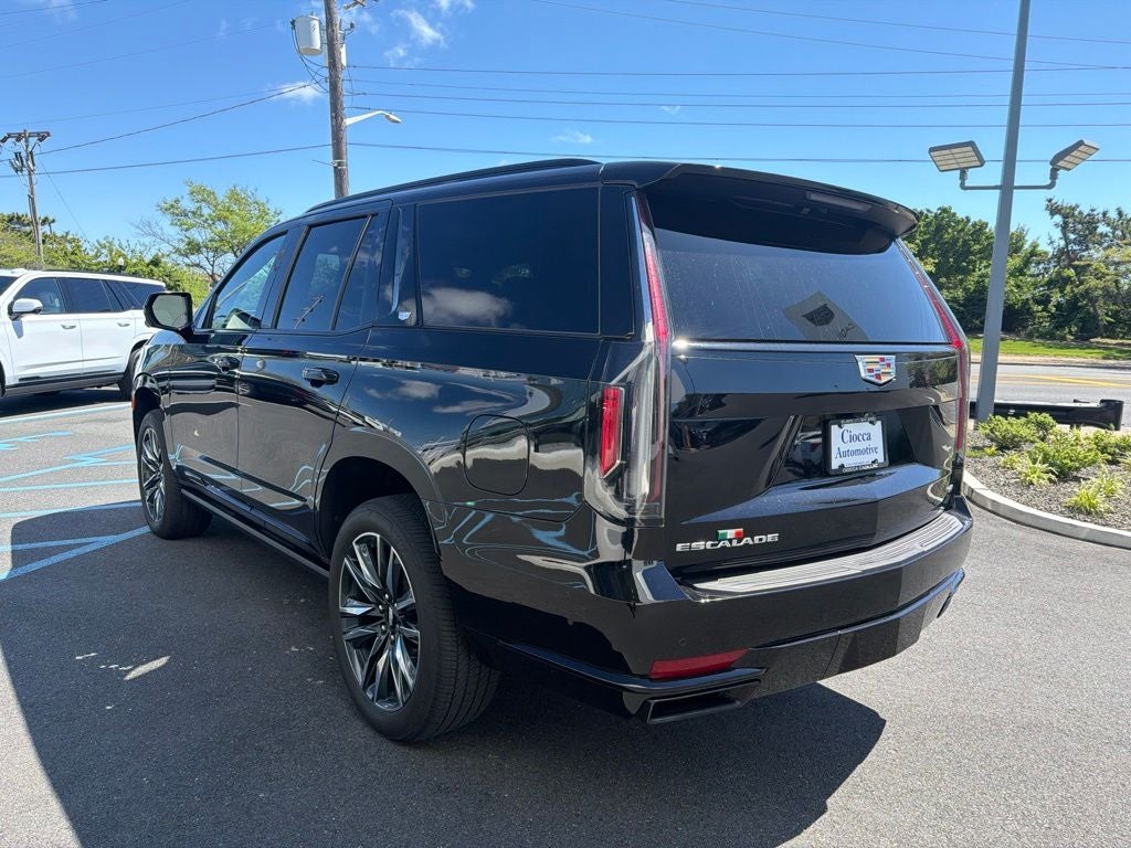 2023 Cadillac Escalade Sport