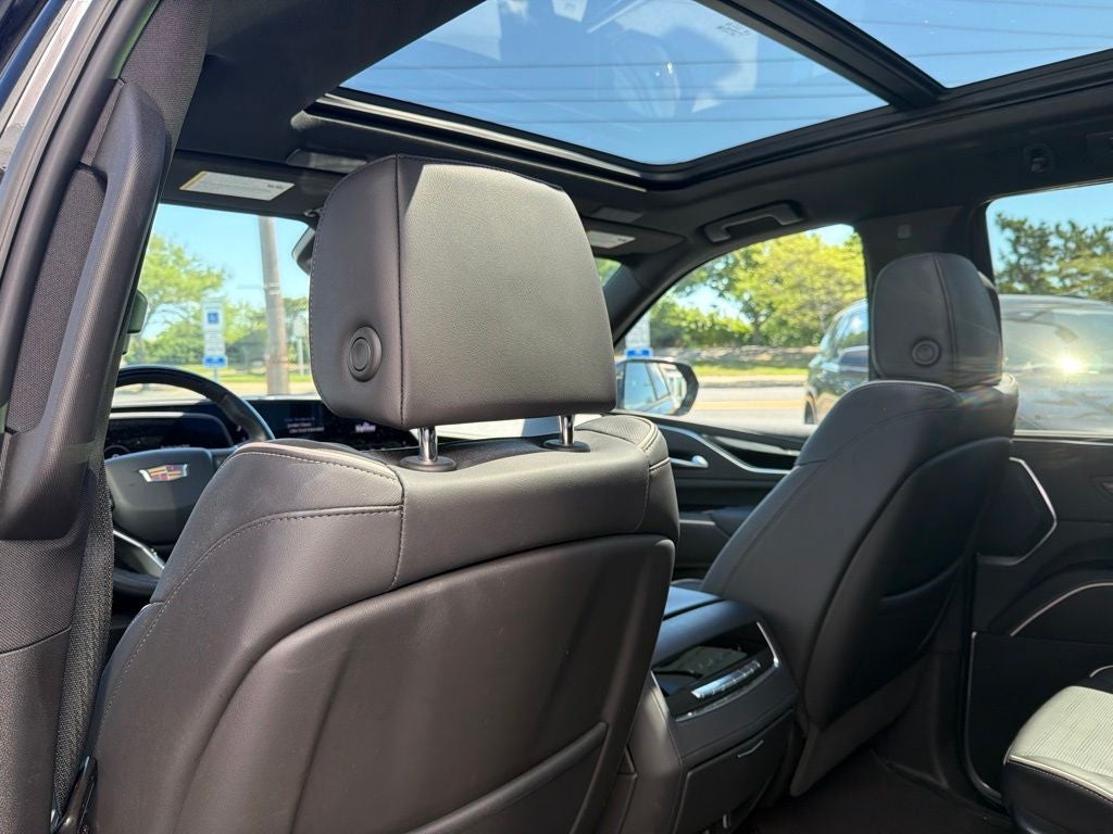 2023 Cadillac Escalade Sport
