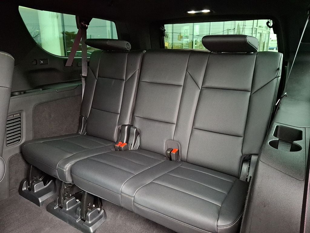 2023 Cadillac Escalade ESV Luxury