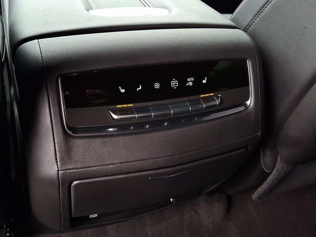 2023 Cadillac Escalade ESV Luxury