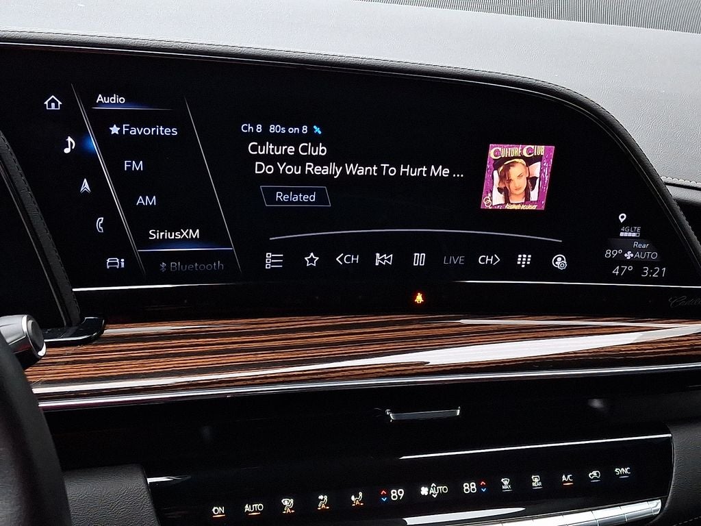 2023 Cadillac Escalade ESV Luxury