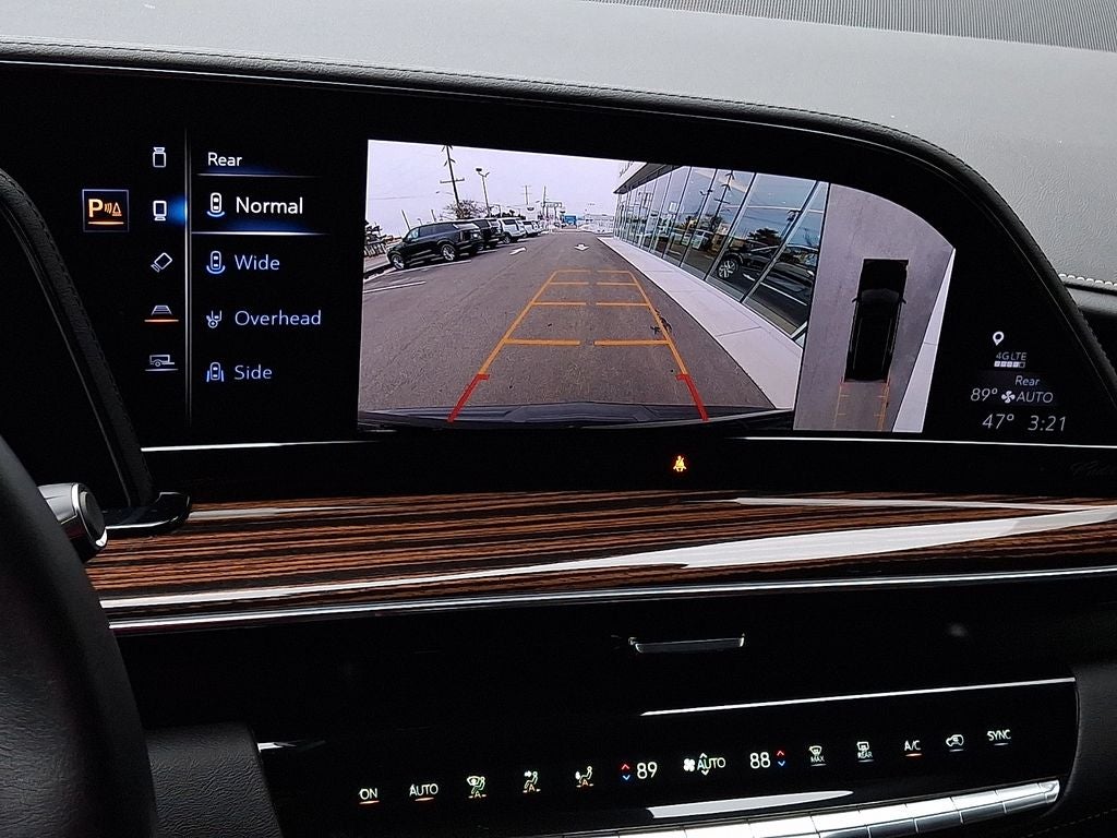 2023 Cadillac Escalade ESV Luxury