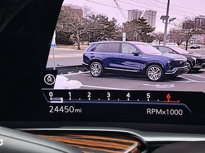 2023 Cadillac Escalade ESV Luxury