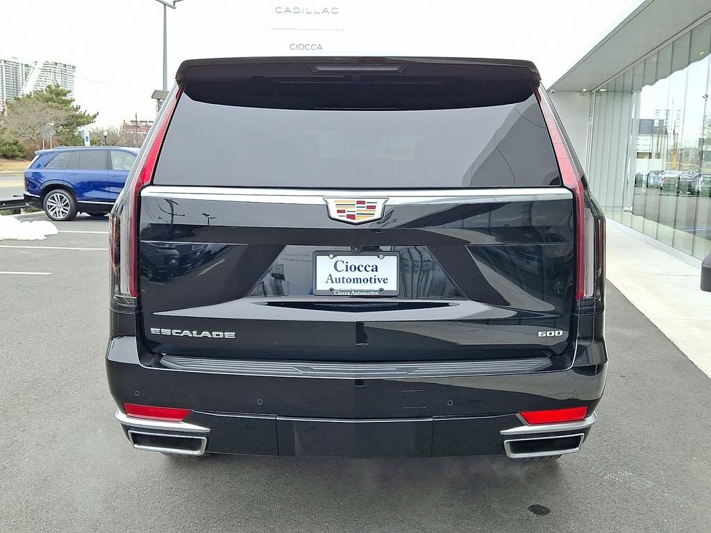 2023 Cadillac Escalade ESV Luxury