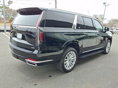 2023 Cadillac Escalade ESV Luxury