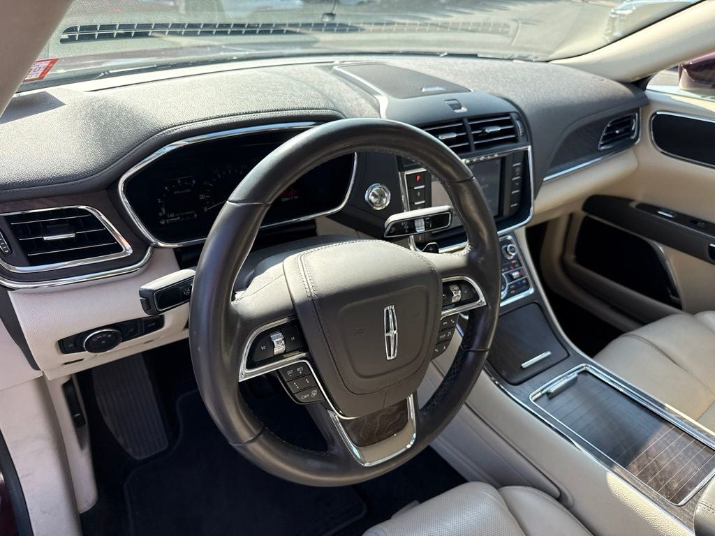 2019 Lincoln Continental Select