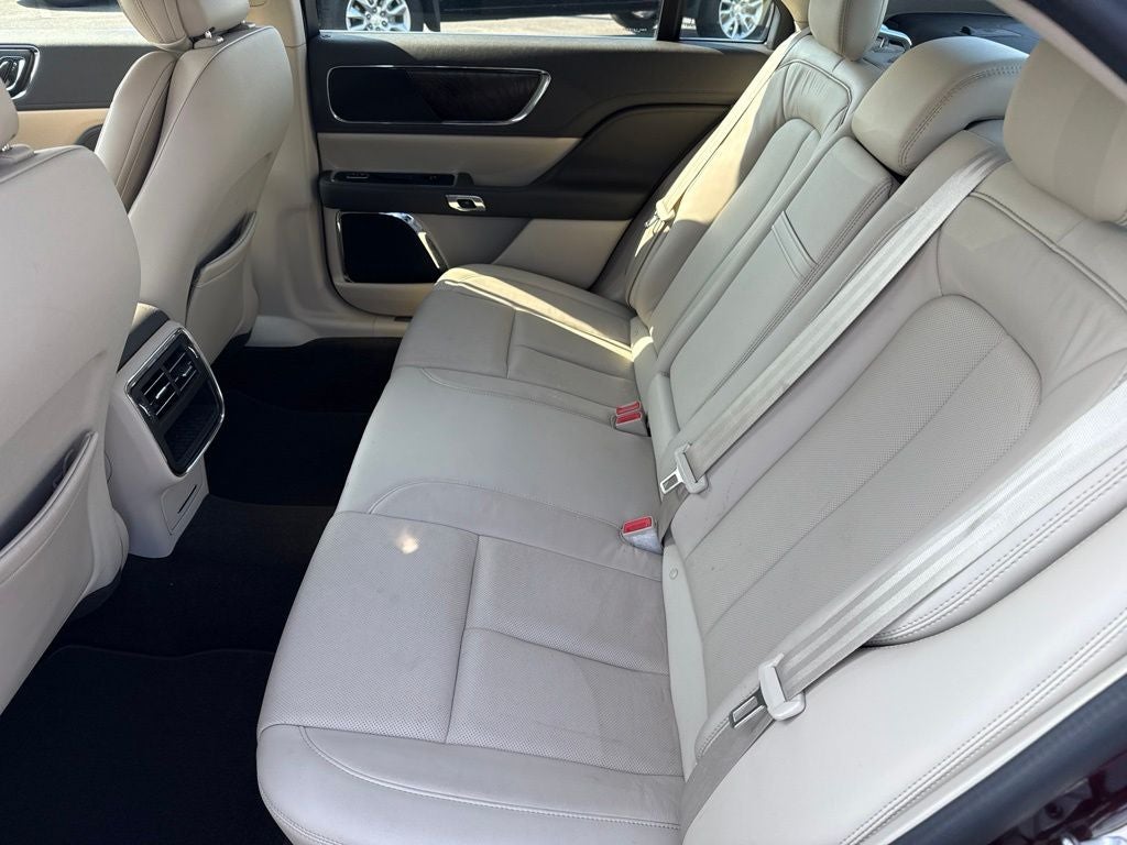 2019 Lincoln Continental Select