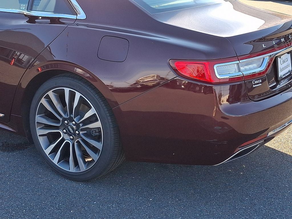 2019 Lincoln Continental Select
