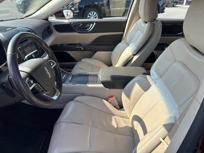 2019 Lincoln Continental Select