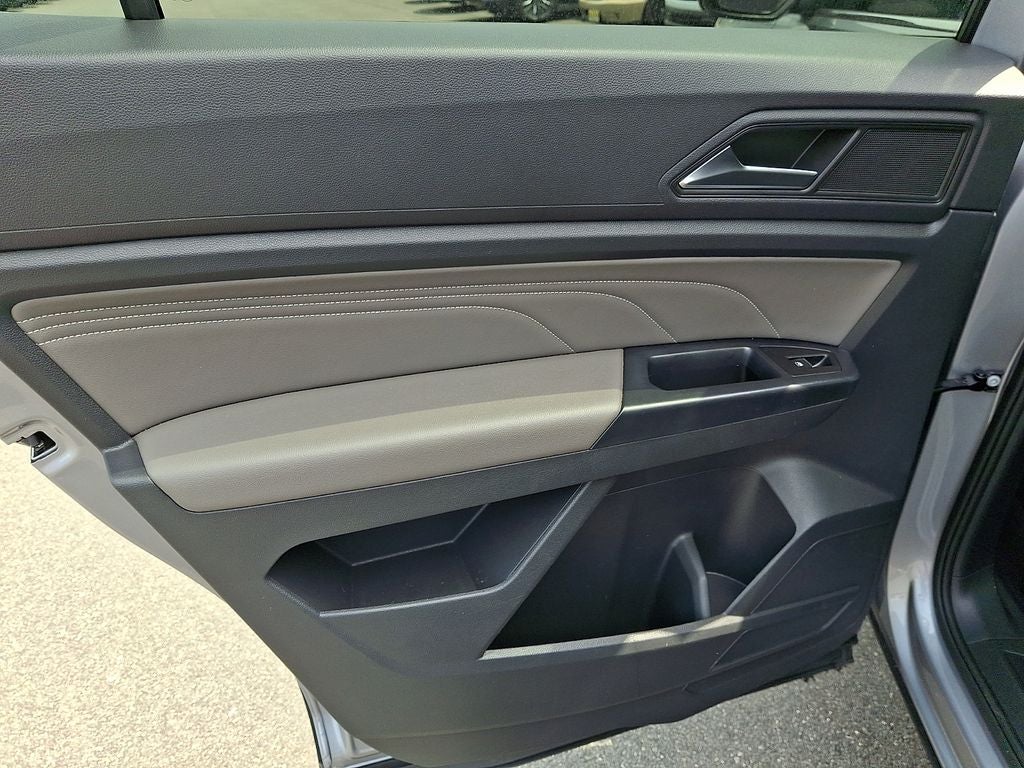 2021 Volkswagen Atlas Cross Sport 2.0T SE w/Technology