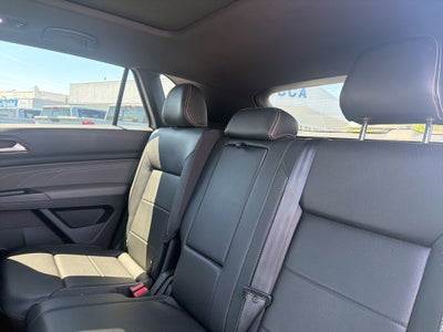 2021 Volkswagen Atlas Cross Sport 2.0T SE w/Technology