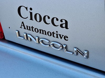 2009 Lincoln Town Car Signature Limited