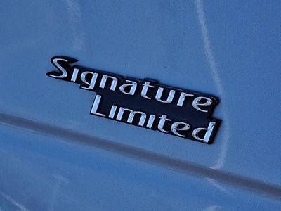 2009 Lincoln Town Car Signature Limited
