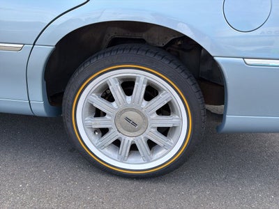 2009 Lincoln Town Car Signature Limited