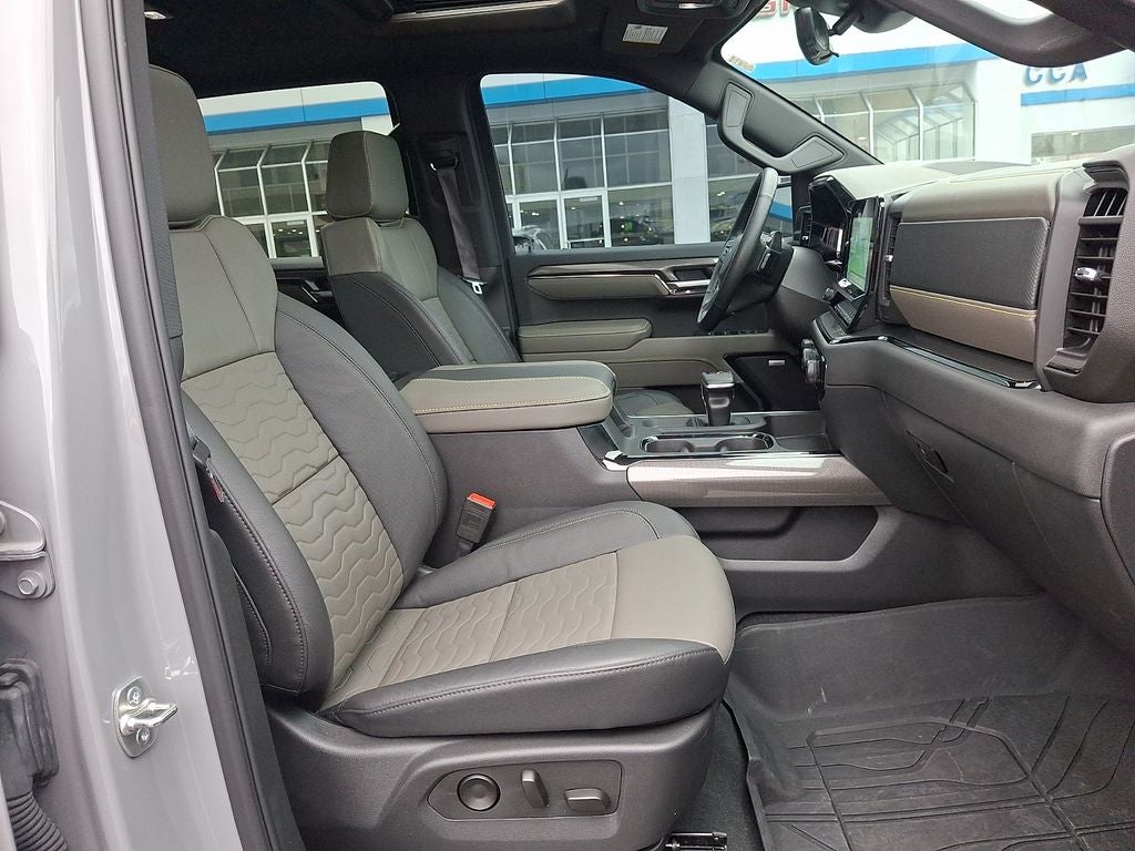 2025 Chevrolet Silverado 1500 ZR2