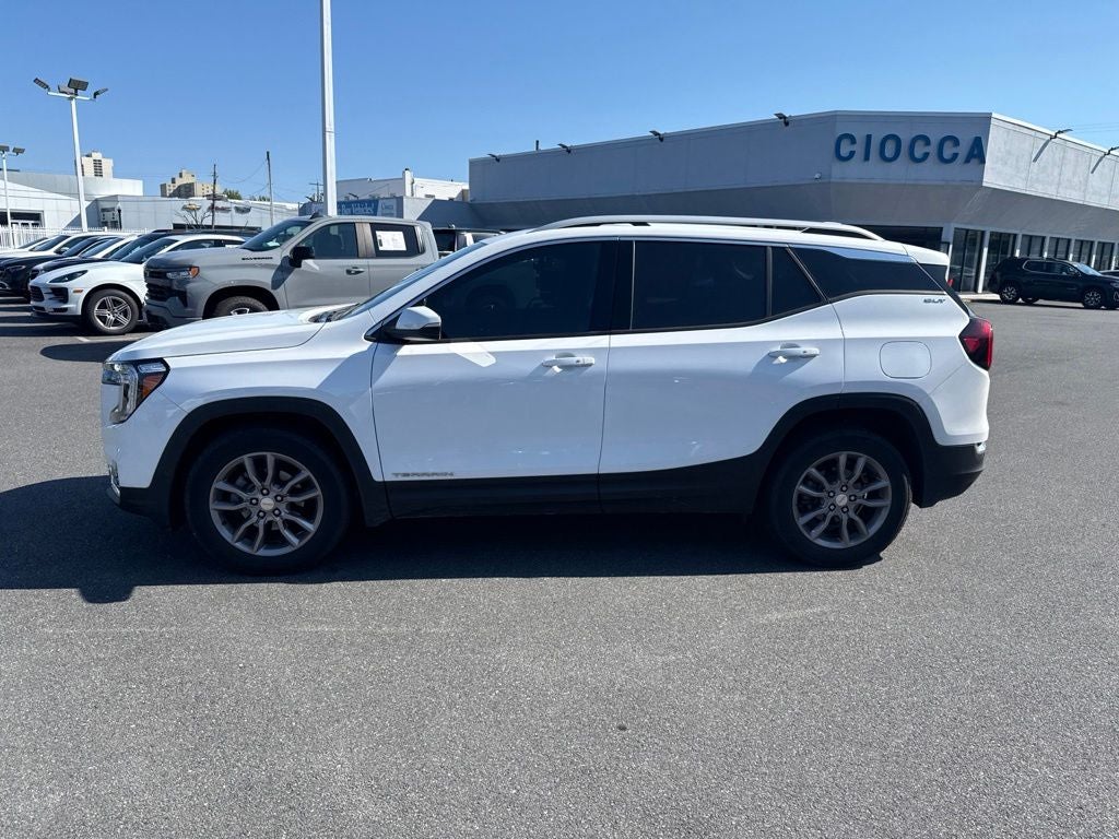 2024 GMC Terrain SLT