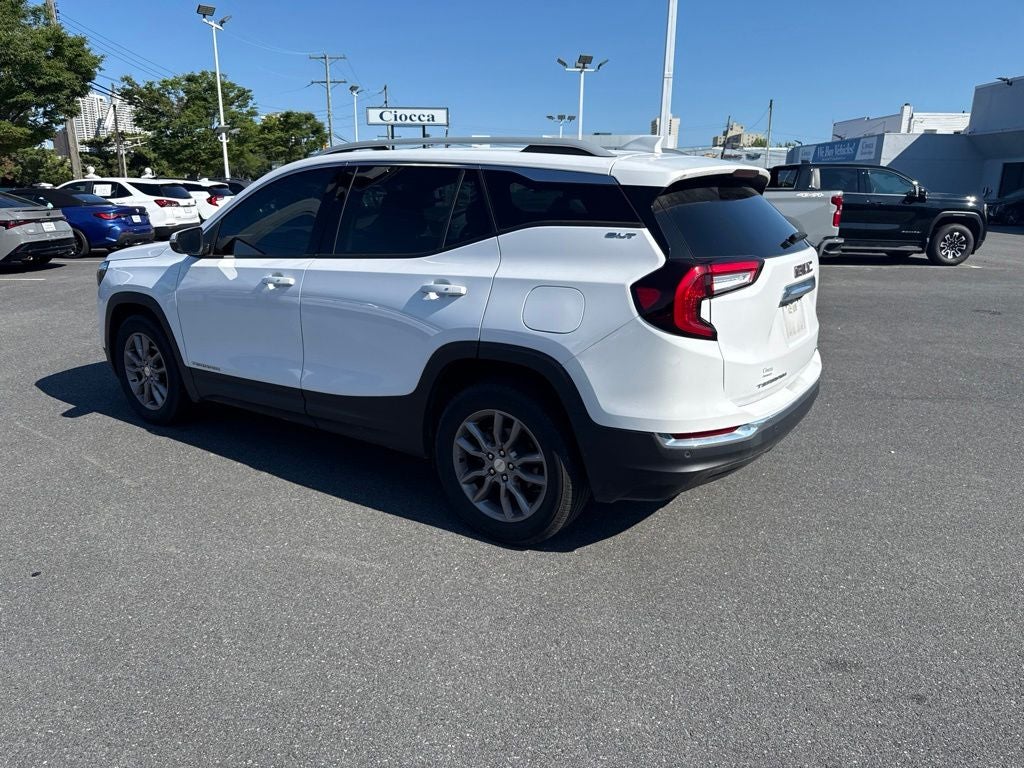 2024 GMC Terrain SLT