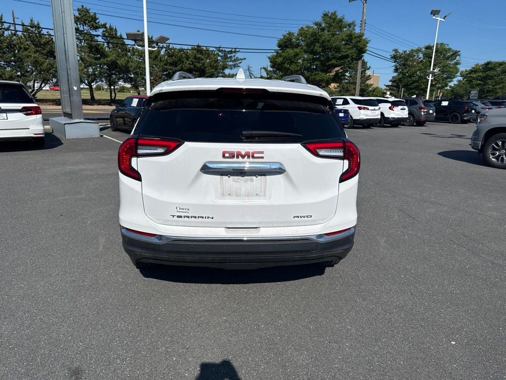 2024 GMC Terrain SLT