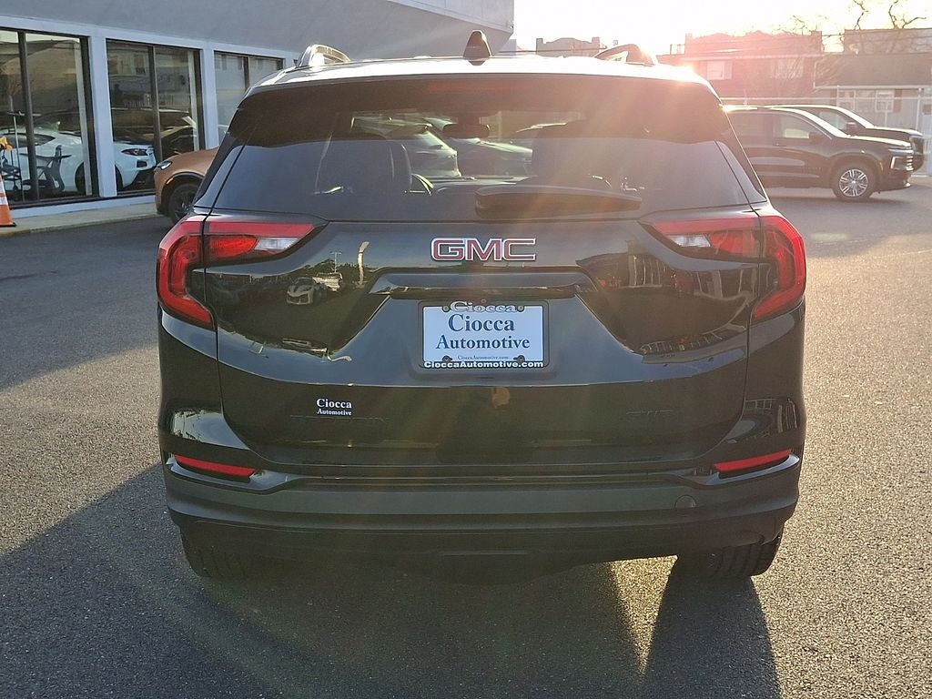 2021 GMC Terrain SLT