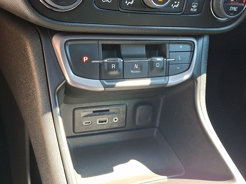 2023 GMC Terrain AT4