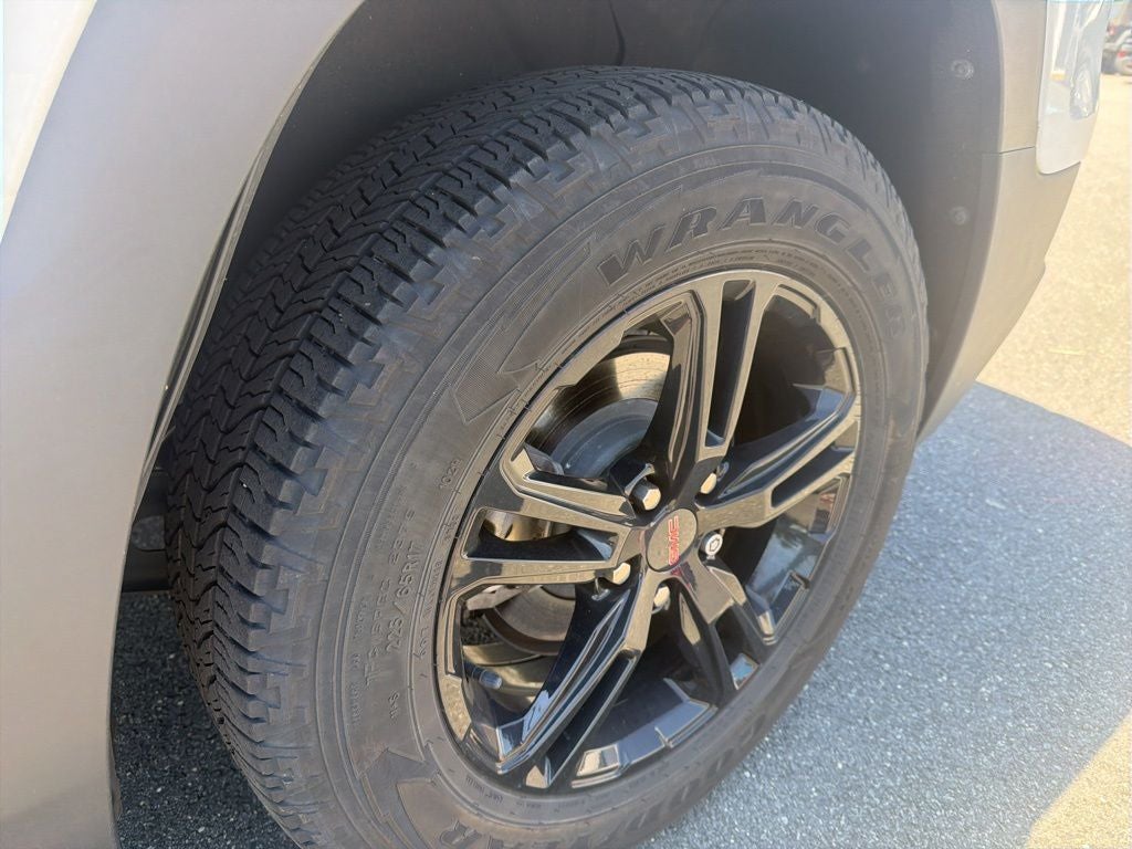 2023 GMC Terrain AT4
