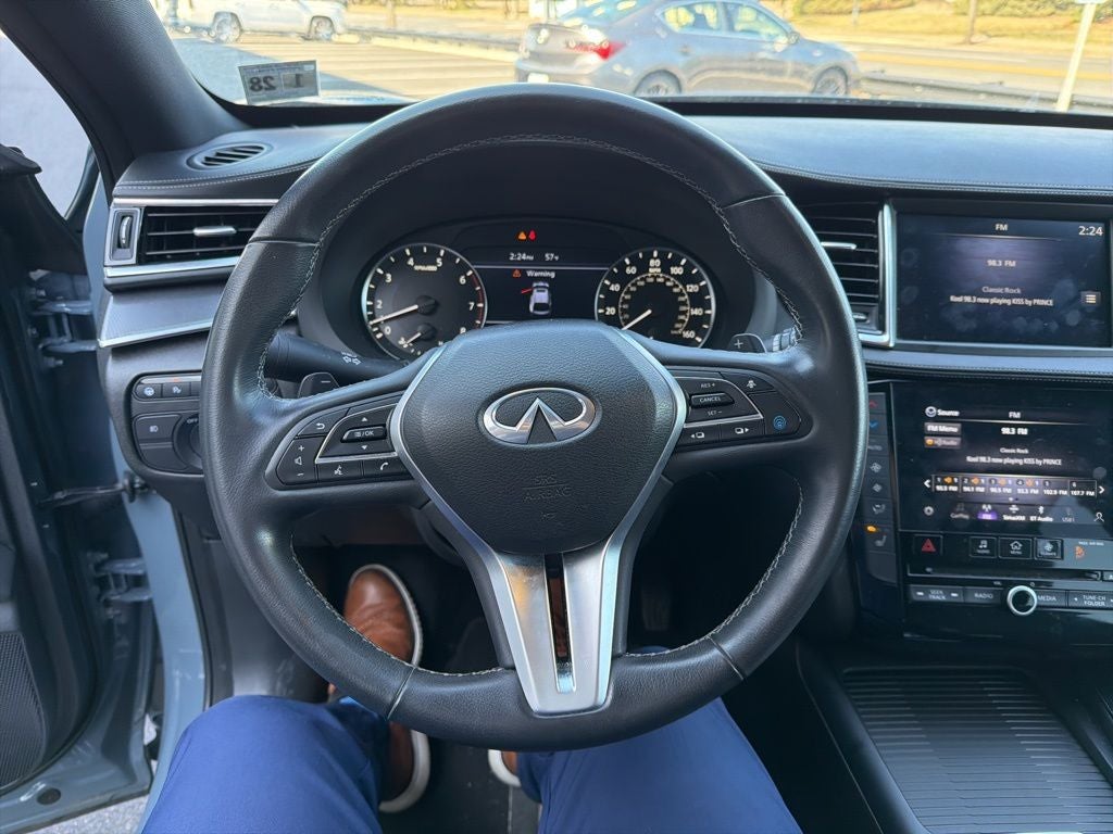2023 INFINITI QX55 LUXE