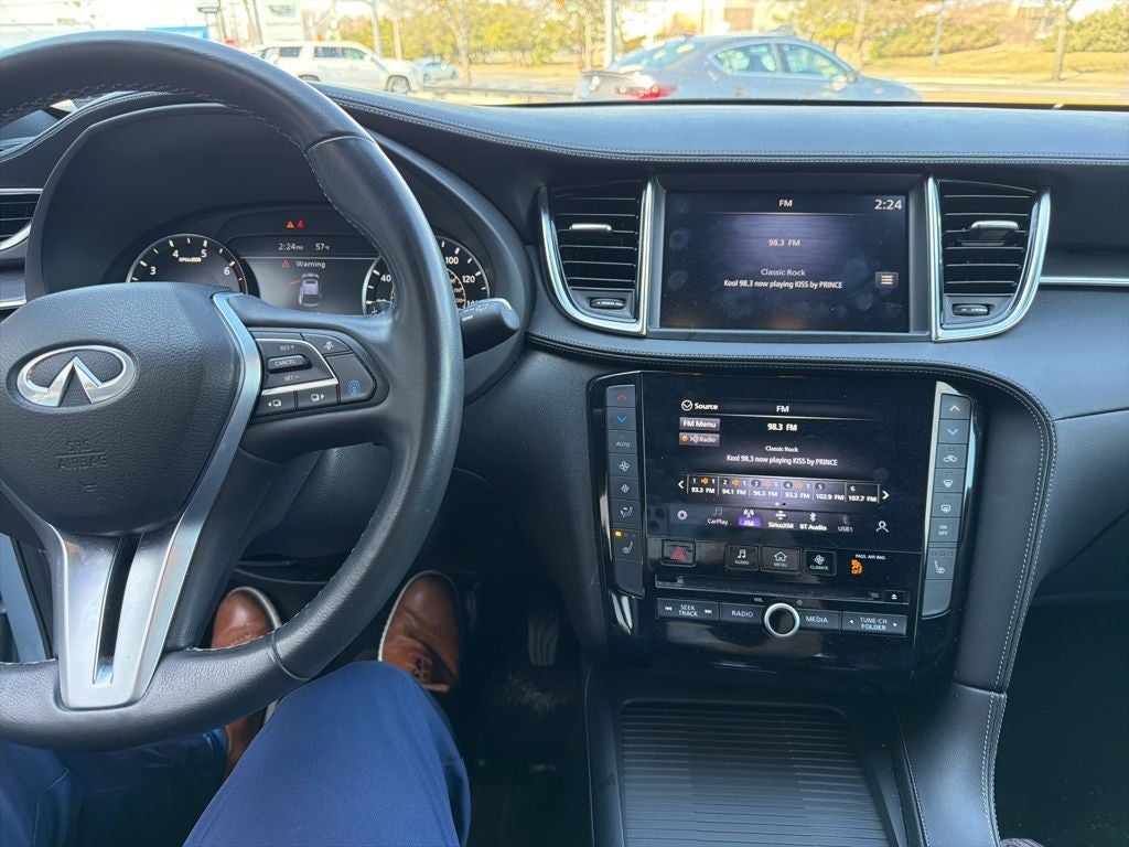 2023 INFINITI QX55 LUXE