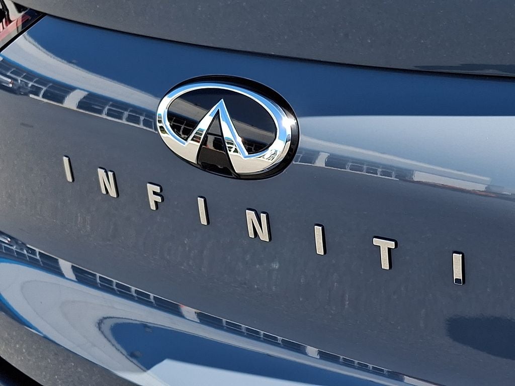 2023 INFINITI QX55 LUXE